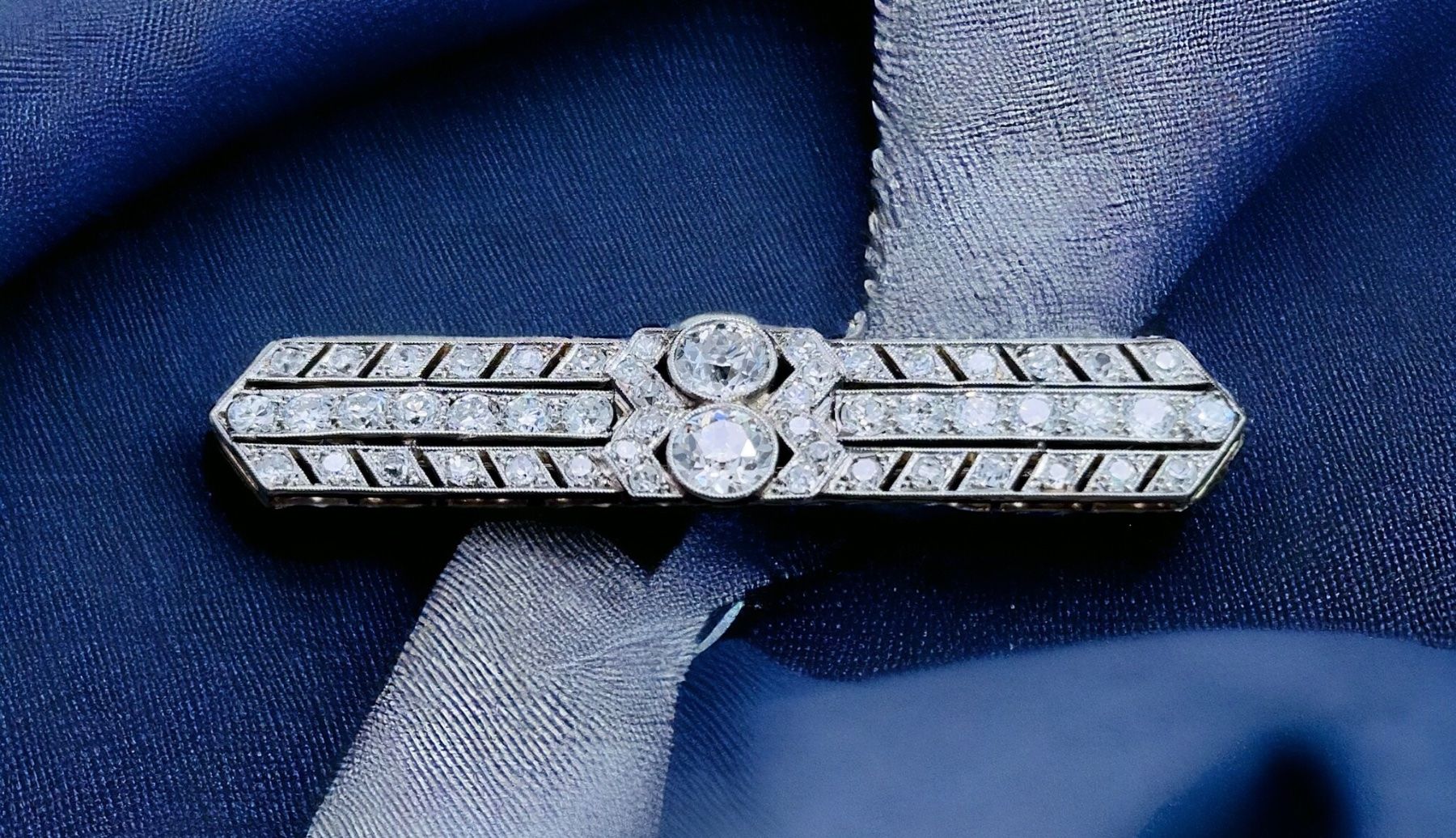 Spille & Fermagli: Art Deco 3.8ct Altschliff Diamant Brosche – Usato da Embrach venduto da estzeh1