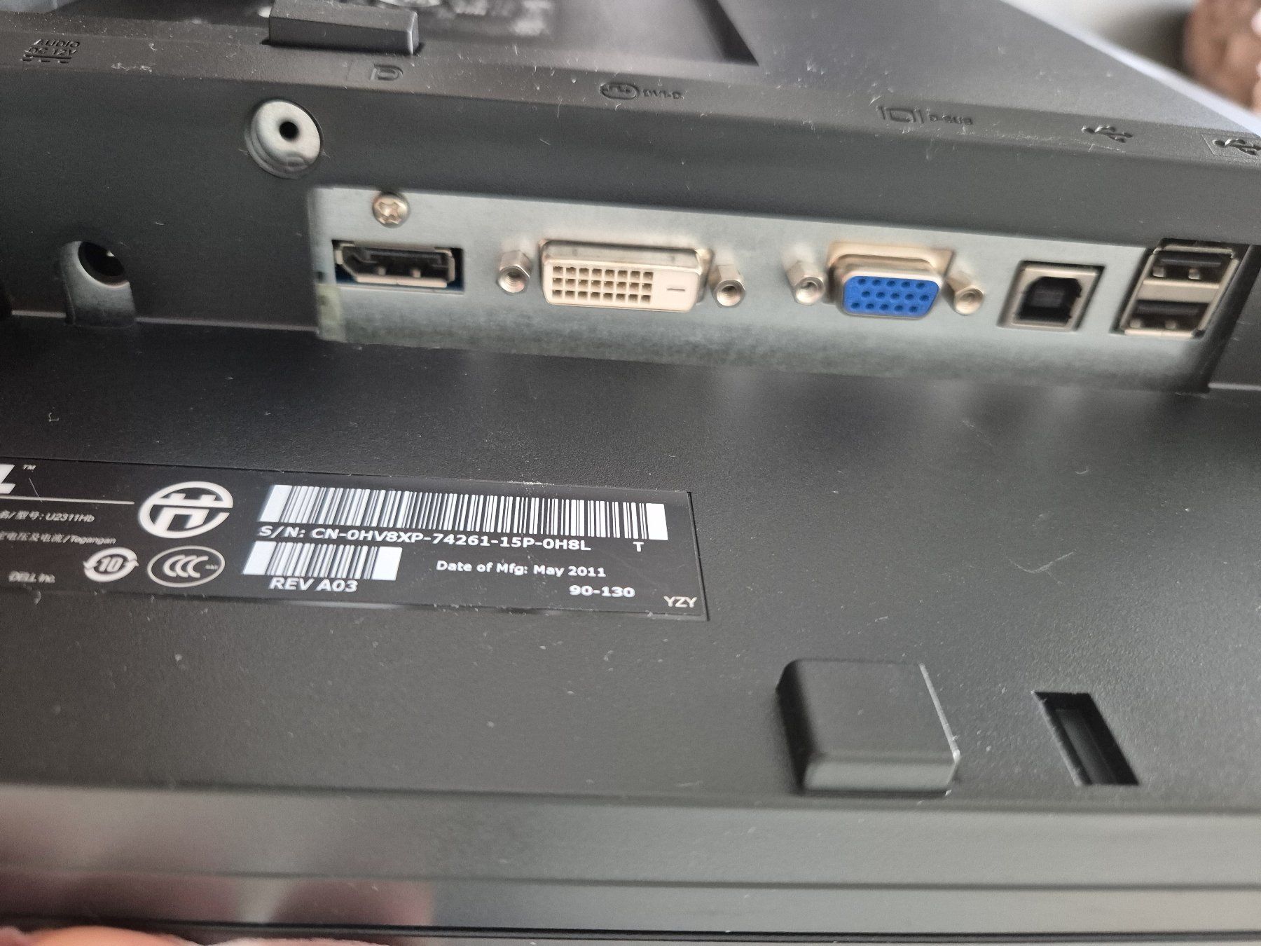 Dell Ecrans: Écran Dell U2311H – D'occasion à Genève par Chris044 4