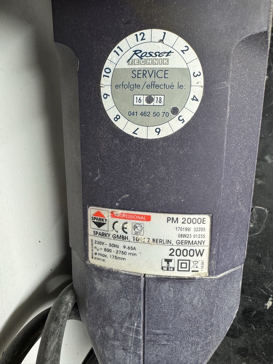 Smerigliatrici & Lucidatrici: Bouchardeuse Sparky RTool 150 2.0kW – Usato da Brügg BE venduto da Goob 6