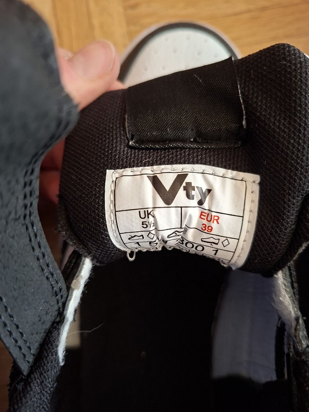 Victory Scarpe per ragazzi: Sneakers Victory taille 39 – Nuovo (secondo la descrizione) da Gumefens venduto da izalala 6