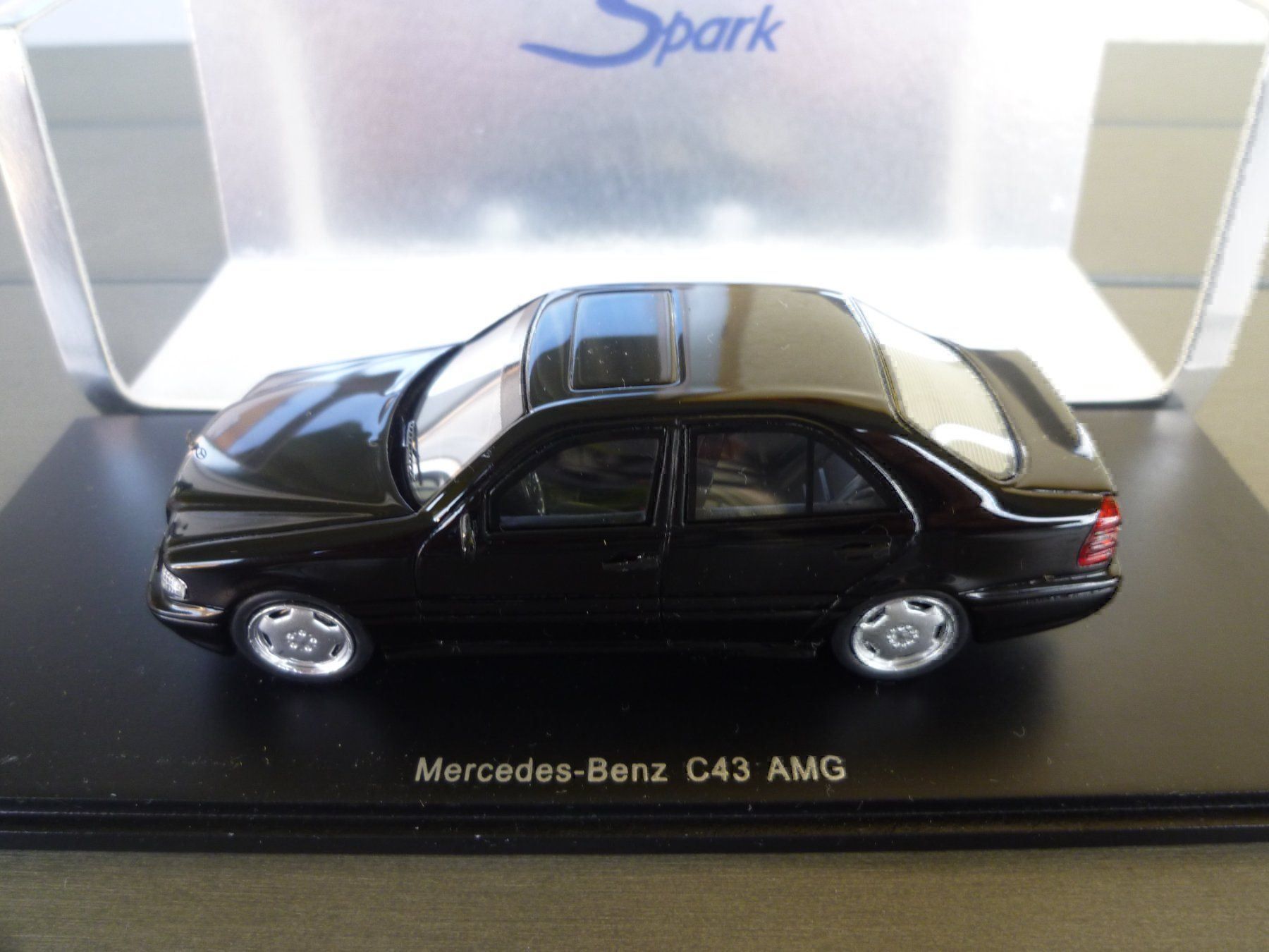 Modellini d'auto: Mercedes-Benz C43 AMG – Nuovo e nell'imballaggio originale da Flawil venduto da Imperiosud 2
