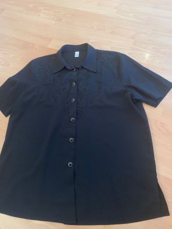 Jolie chemise noire vintage taille 44