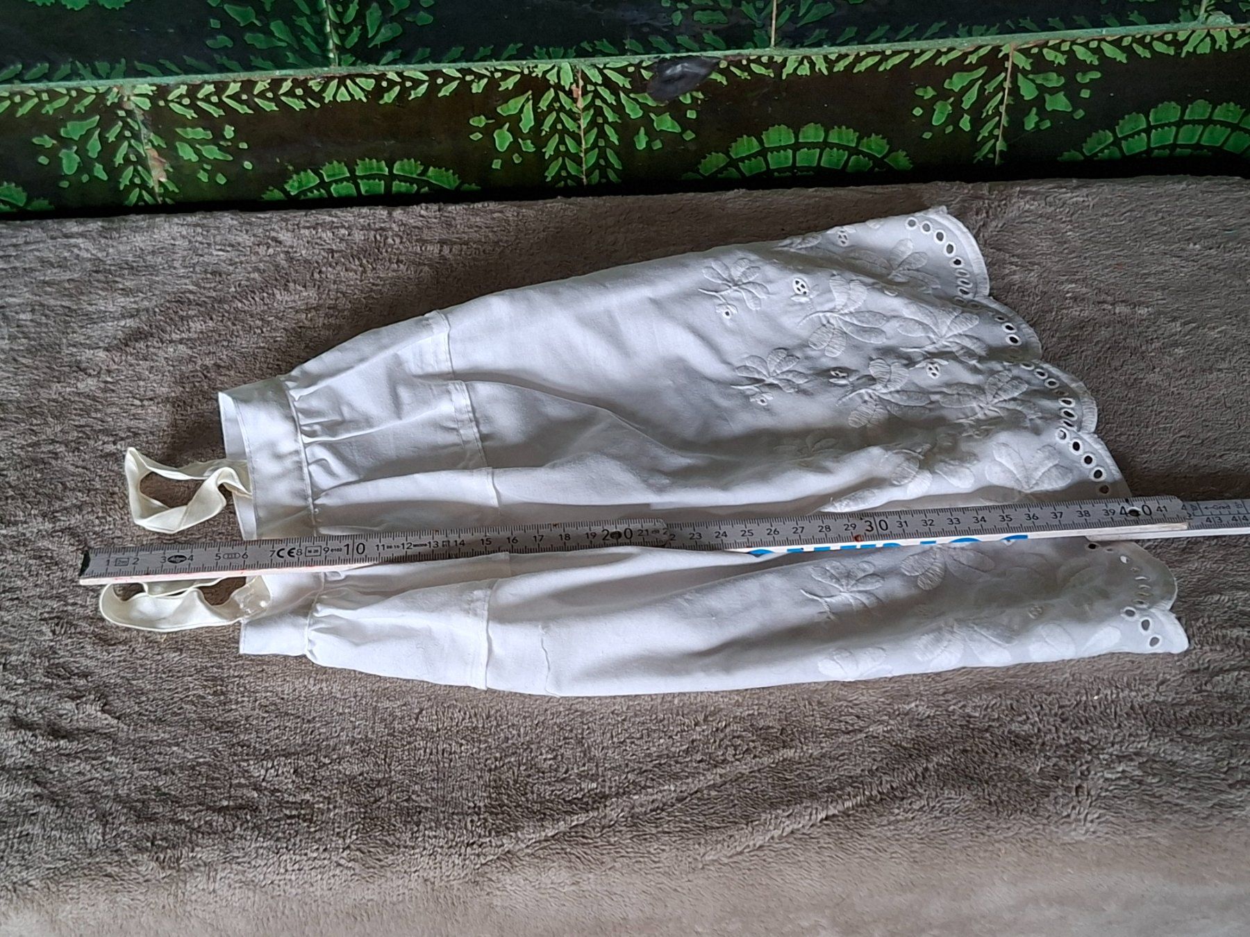 Bambole: Antikes, wunderschönes Puppenkleidchen mit Spitze – Usato da Otelfingen venduto da silver-moon 1