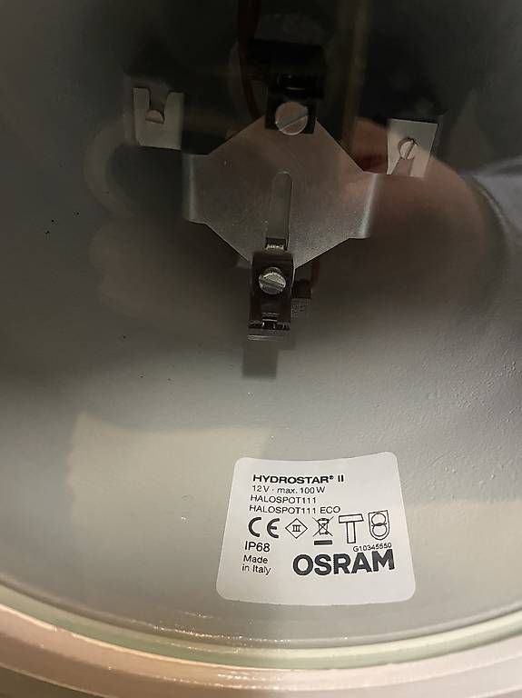 Lampade: Osram Hydrostar // Aussenstrahler , Strahler  – Usato da Laufenburg venduto da Spiderrossi 2