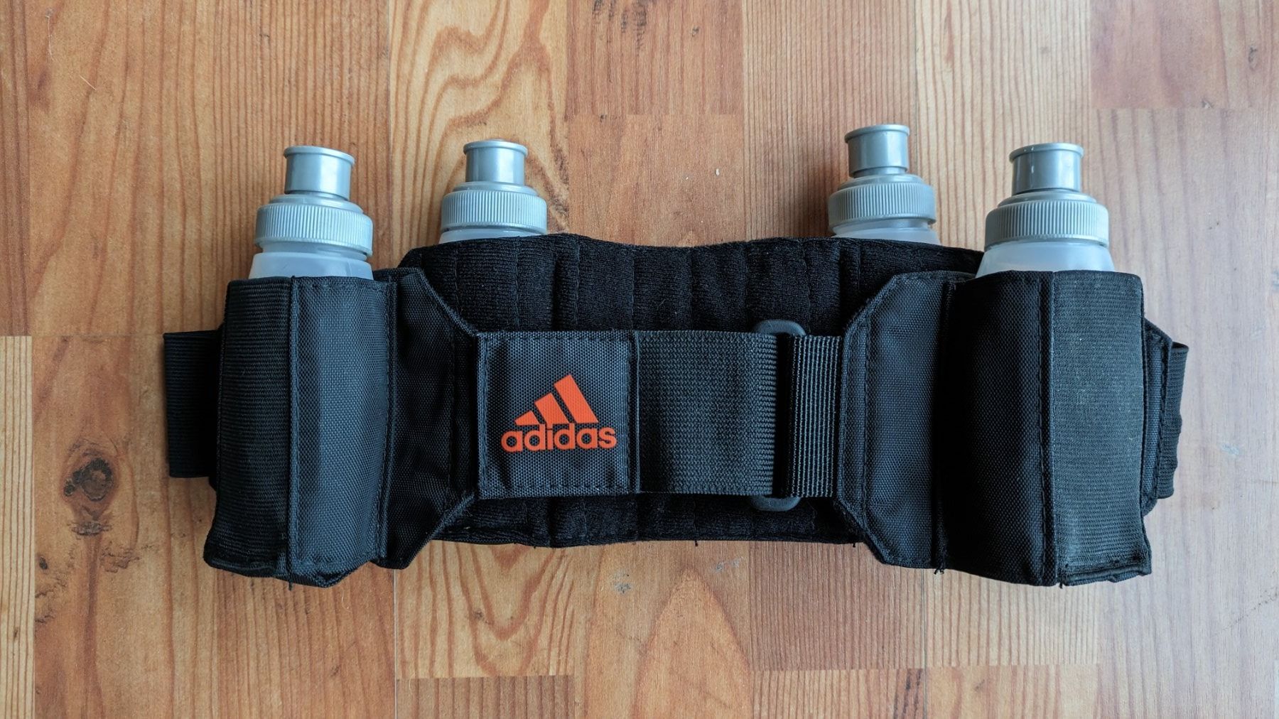 Adidas Altro in Stoviglie & Bicchieri: Adidas Run Bottle Belt – Nuovo (secondo la descrizione) da Walperswil venduto da 117chris