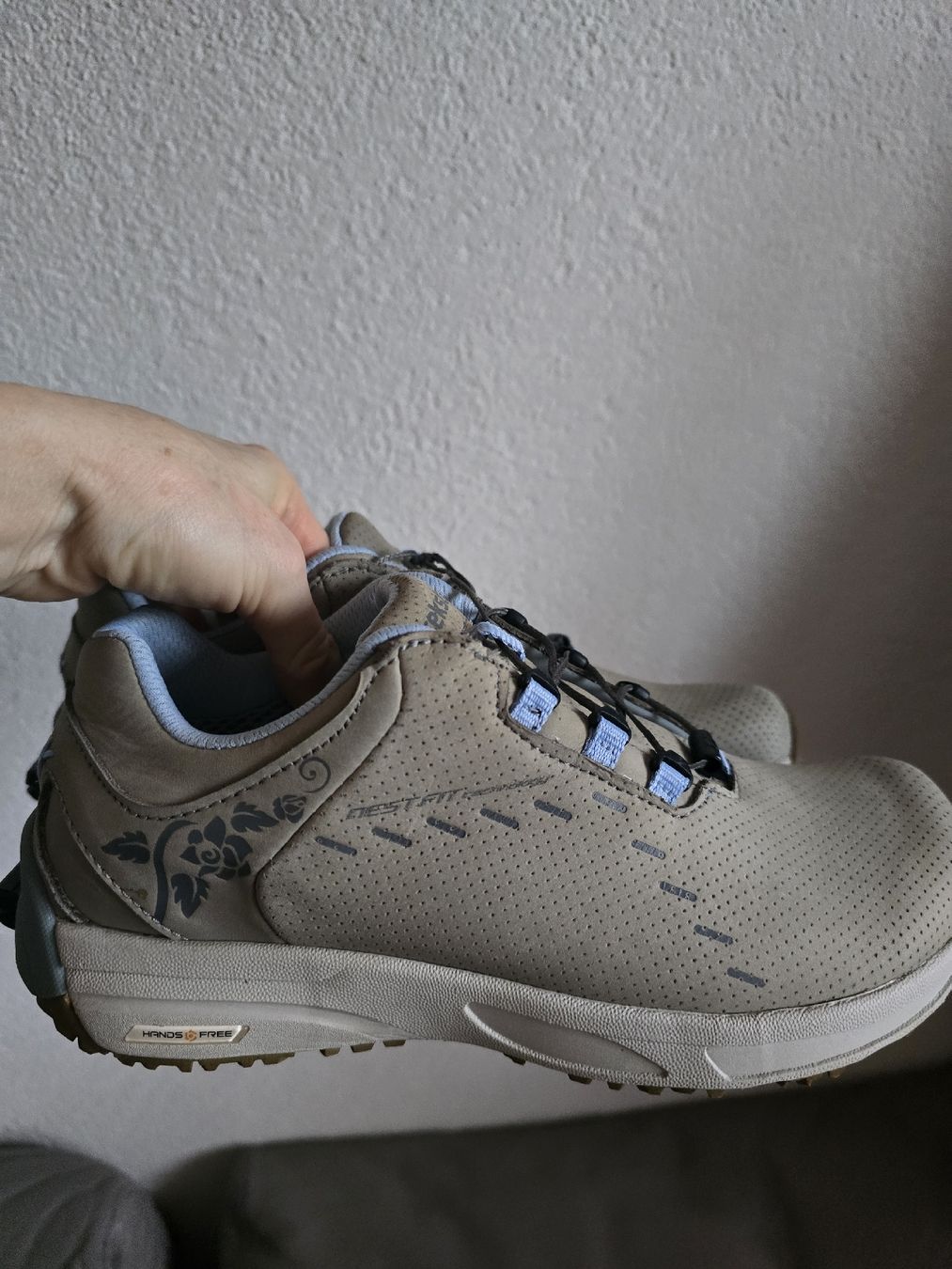 Scarpe da donna: Wanderschuhe – Usato da Schlieren venduto da all_bww8 4