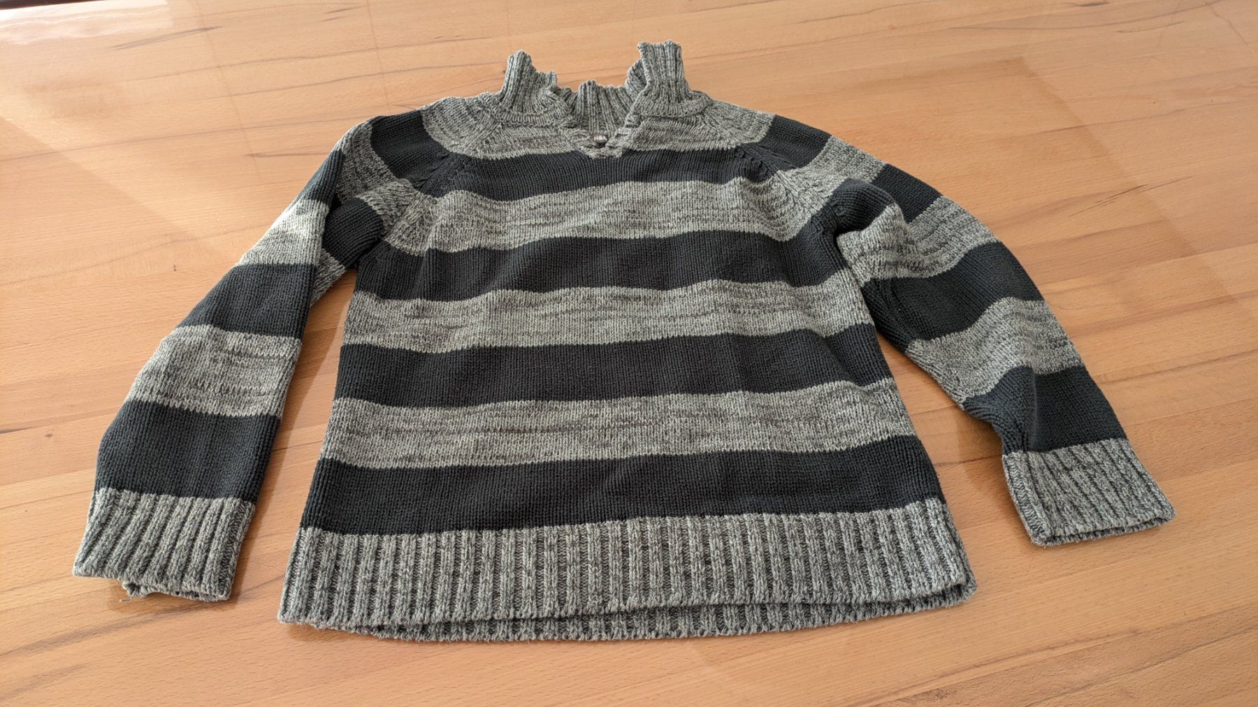 Maglioni & Felpe: Schöner warmer Pullover - 122 - 6-7  Jahre – Usato da Staufen venduto da Fleby84