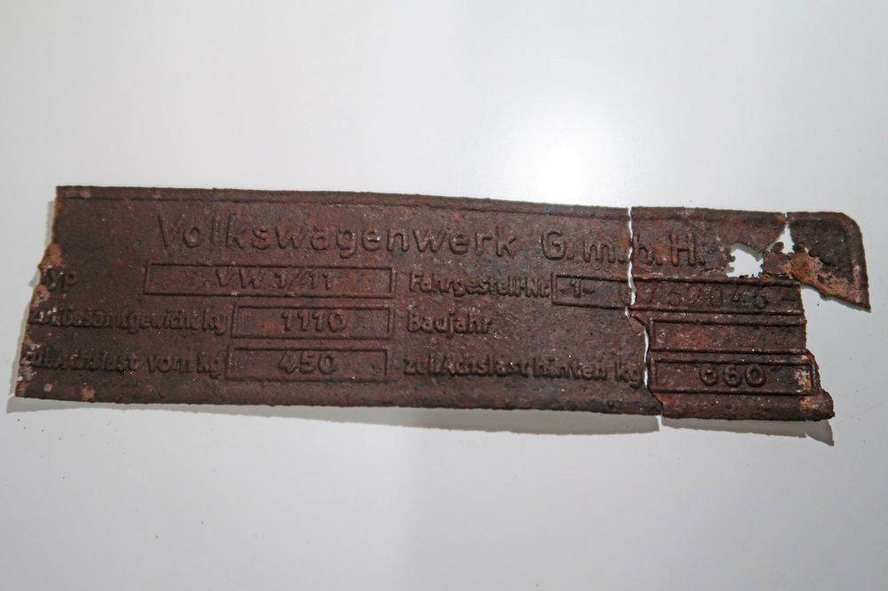 typenschild-vw-k-fer-ovali-jahrgang-1954-defekt-in-gravesano-f-r-chf
