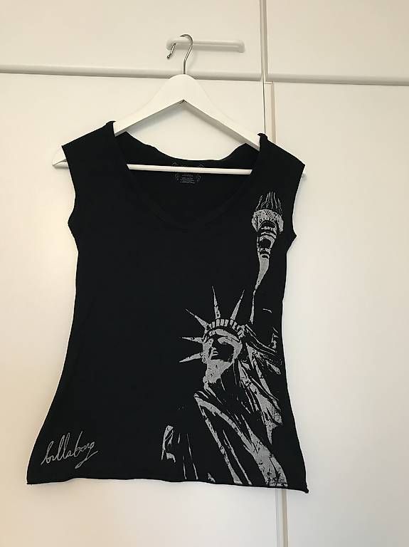 Billabong T-shirt: Shirt Billabong – Usato da Herzogenbuchsee venduto da Obivius