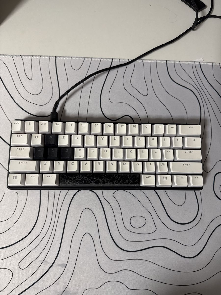 Hyperx Tastiere: HyperX Alloy Origins 60% + HyperX Pudding Keycaps – Nuovo (secondo la descrizione) da St. Gallen venduto da SYu_1122