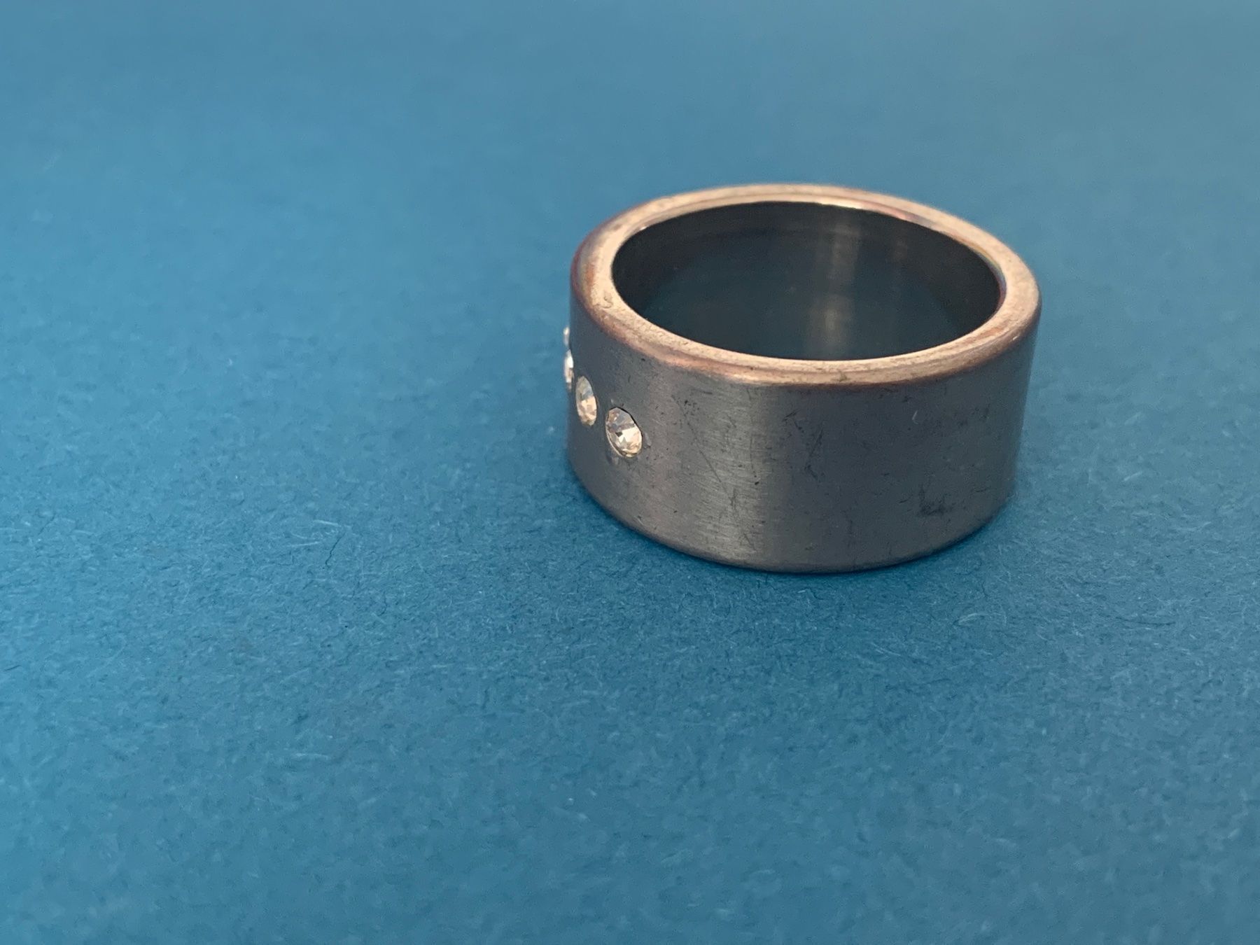 Anelli: Edelstahl ring 4 steine (57) – Usato da Laufen venduto da belleskulptur 2