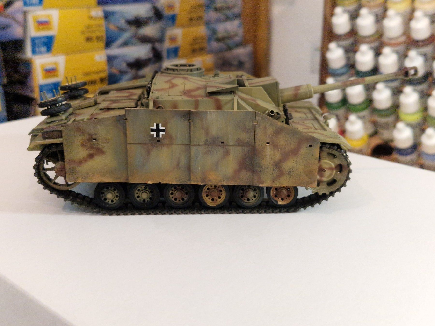 Kit di modellismo & Modellini statici: 1/35 stug III tank gebaut – Usato da Ponte Capriasca venduto da nikfolle 2