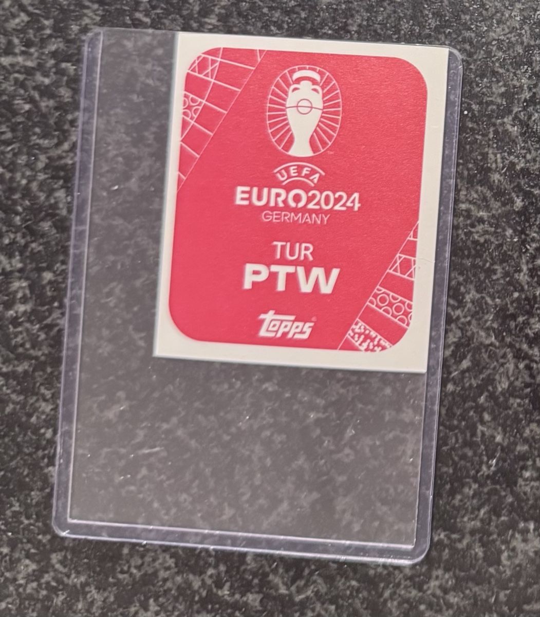 Topps Carte collezionabili: Topps EURO 2024 Güler Parallel – Usato da Emmen venduto da Panininho 1