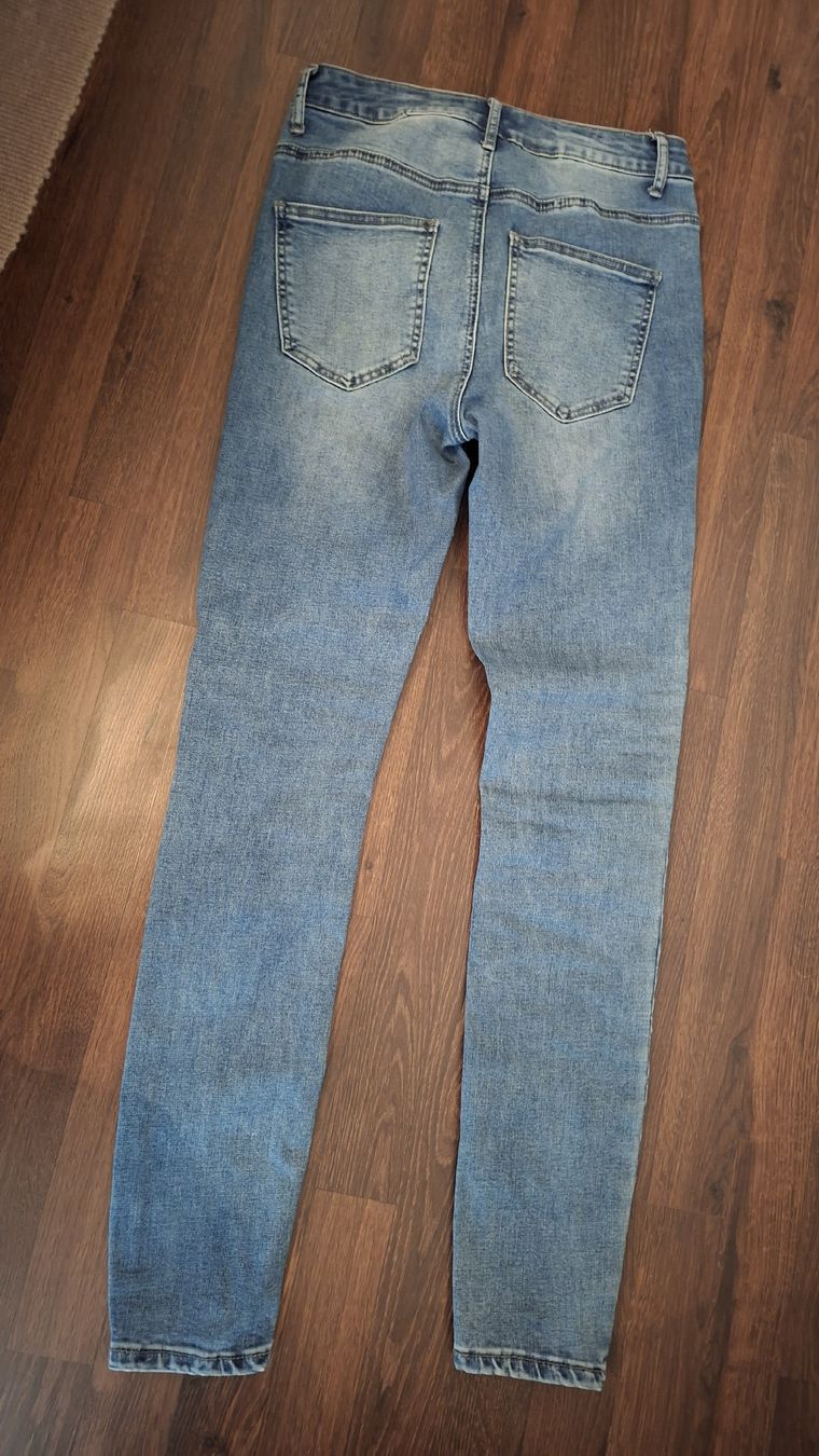 Only Jeans: Jeans, Only, Hose, Gr. 29/32, hellblau, neu – Nuovo (secondo la descrizione) da Oftringen venduto da januarloch 3