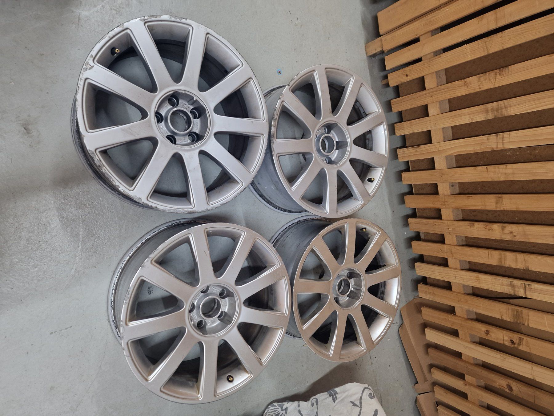 Audi Felgen: Originale Audi Felgen – Gebraucht aus Hendschiken von Black_Rs74 2