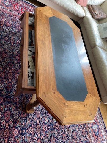 Tables: Couchtisch mit Schublade 150x75 cm – D'occasion à Gelterkinden par RemoViscardi 1