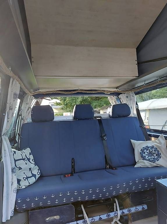 VW Véhicules de camping: VW T5 CamperVan – D'occasion à Bülach par gliese581d 2