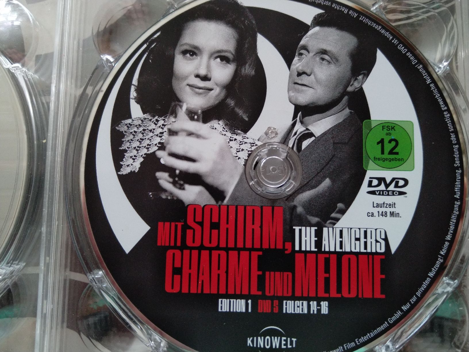 Tutti i DVDs: Mit Schirm, Scharm und Melone – Usato da Bischofszell venduto da Museumscafe 4