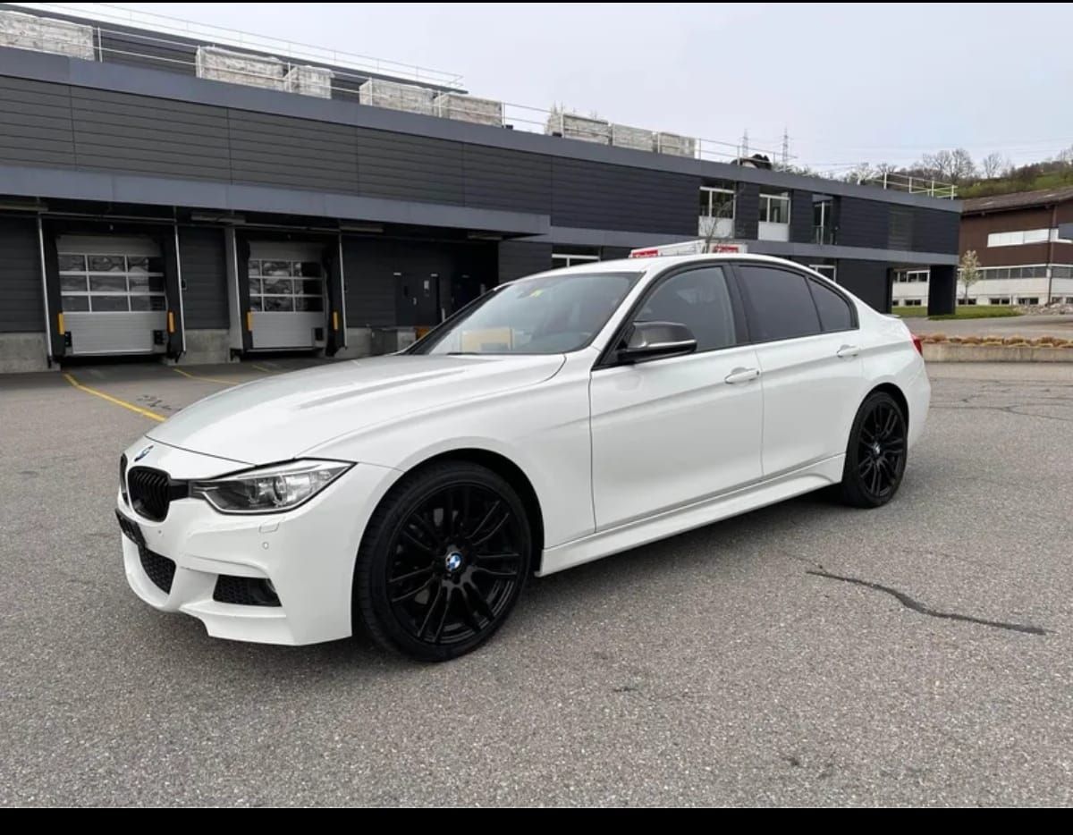 BMW Automobili: BMW 328i Xdrive f30 packM – Usato da Courtételle venduto da jog_2kdx 5