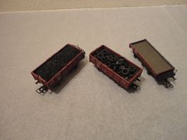 Rivarossi 3 Güterwagen der FS + mit Beladung Spur H0