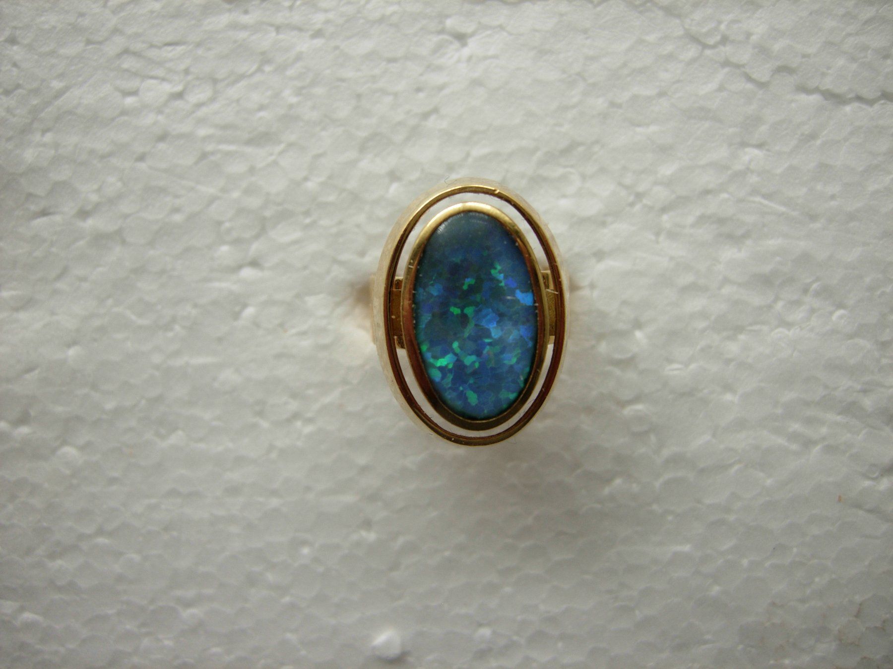 Anelli: Opal-Ring,18 K.Gold – Usato da Luzern venduto da Lucernauno