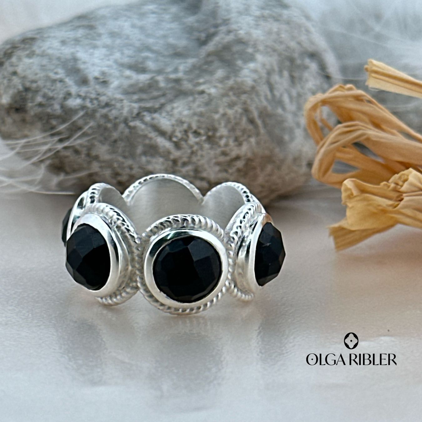 Olga Ribler Anelli: Silberring mit Onyx, Gr. 57 – Nuovo (secondo la descrizione) da Luzern venduto da MonikaS03 5
