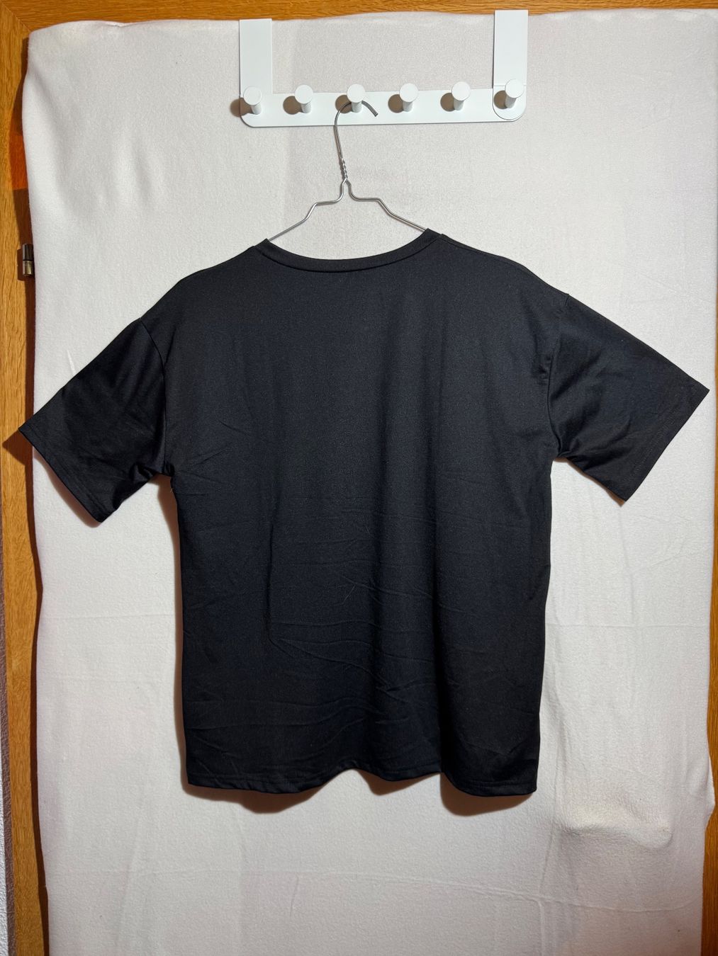 T-shirt: Schwarzes T-Shirt Gr. M – Usato da Grosswangen venduto da SALE_SALE_SALE 7