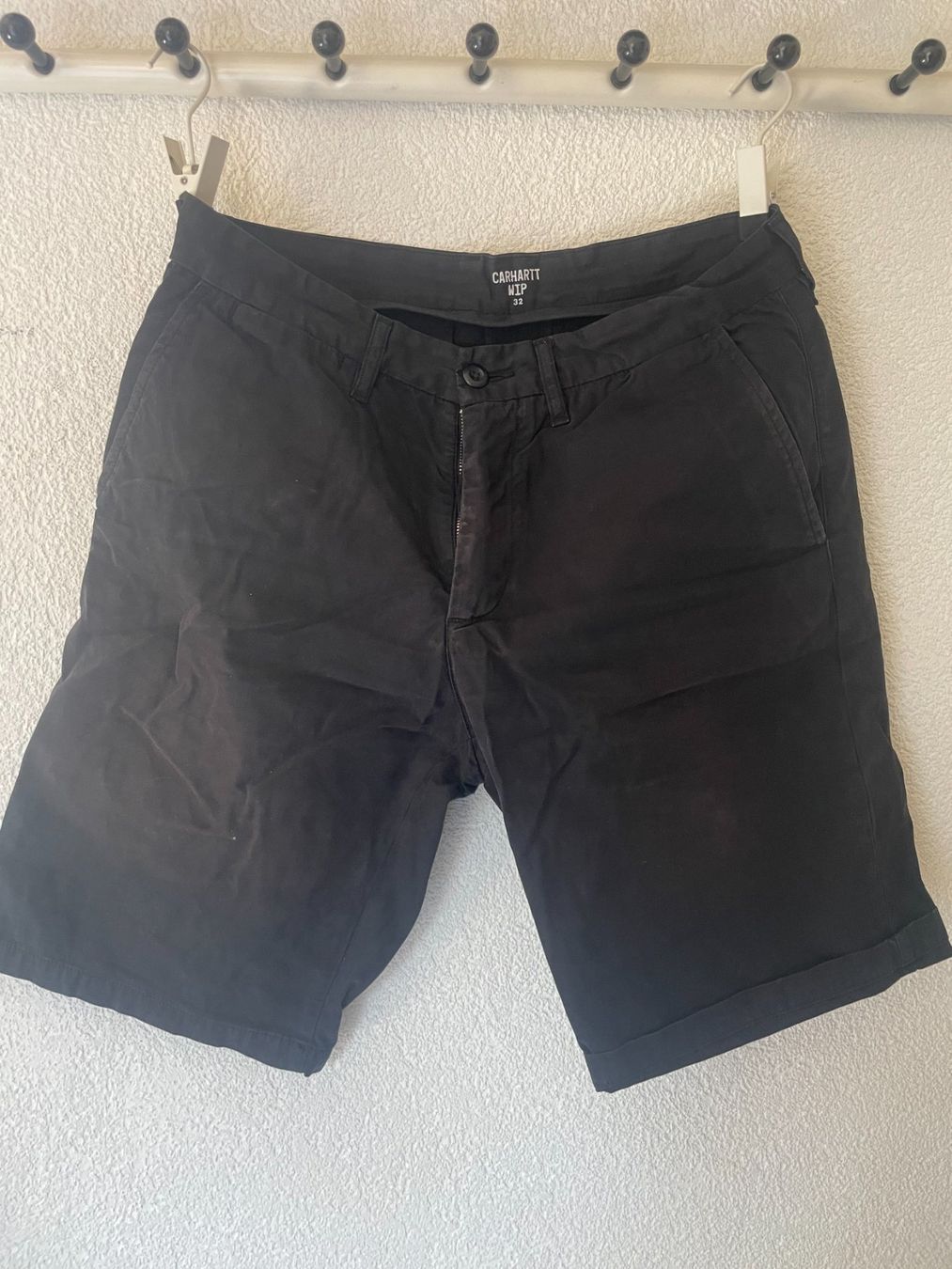 Carhartt Pantaloni: Carhartt WIP Chino short black 32 – Usato da Lausanne venduto da amaury.h