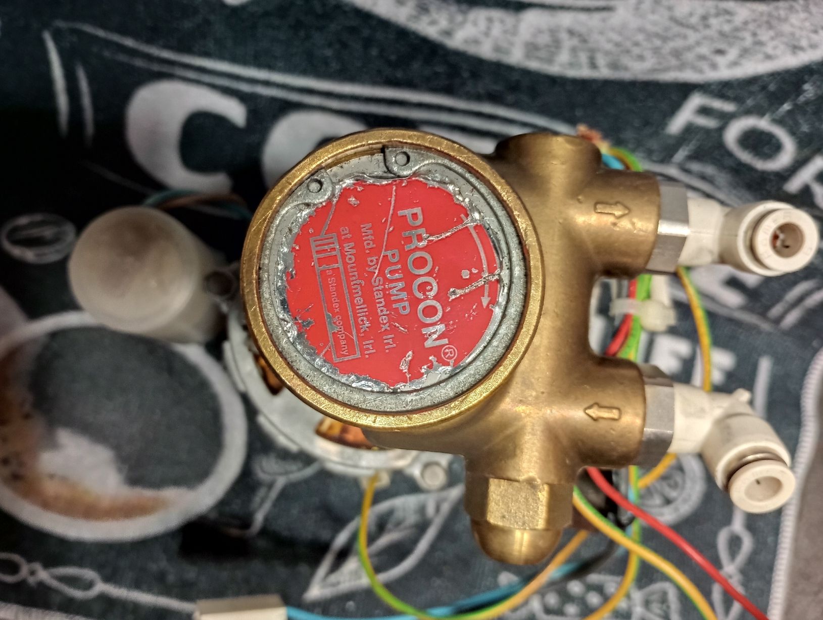 Pompe & Parti di ricambio: Melitta Bar Cube Kaffeevollautomat, Ersatzteil WASSERPUMPE – Usato da Oensingen venduto da Sip77 2