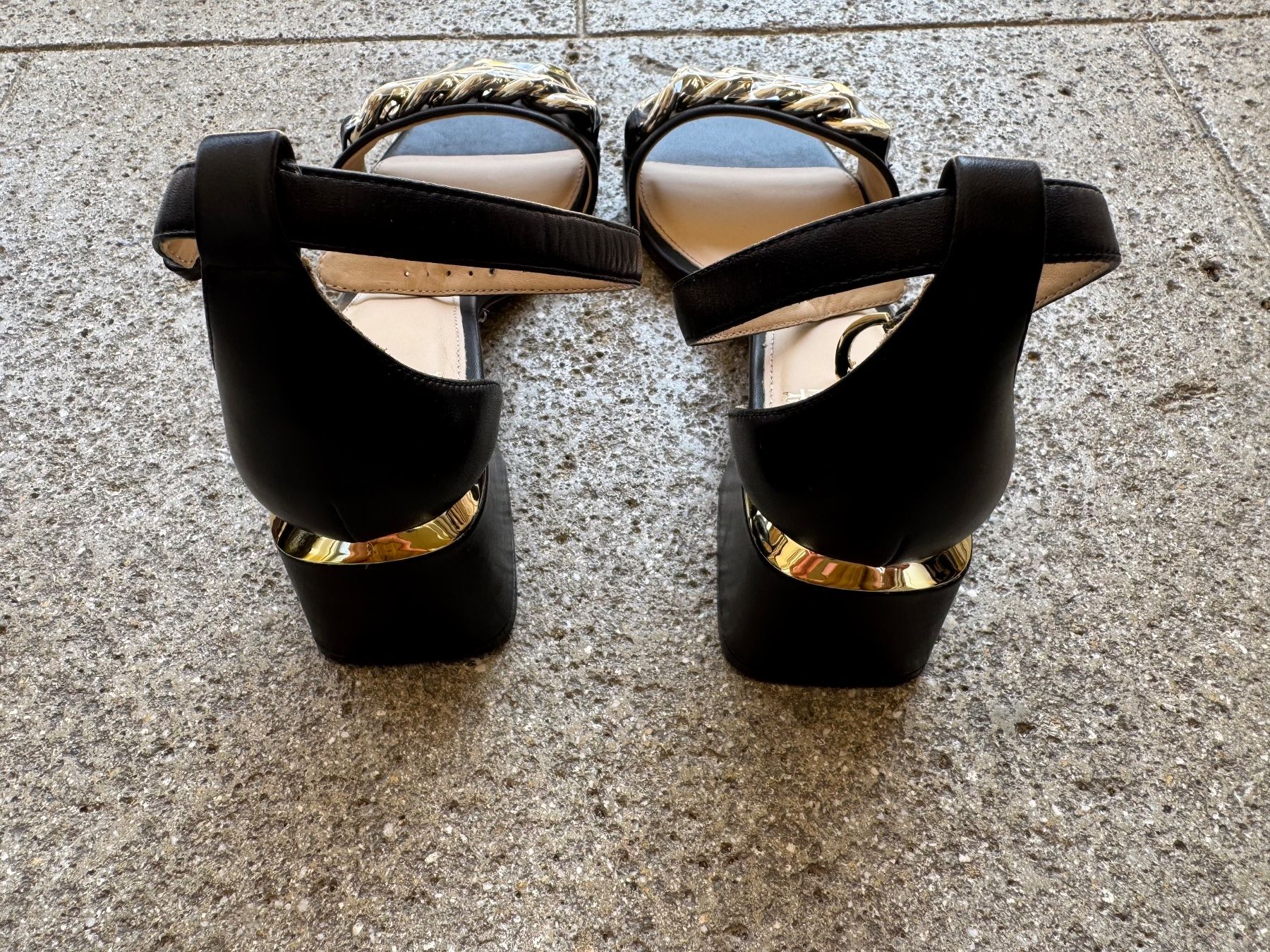 Damenschuhe: Aigner Sandalen – Neu und originalverpackt aus Bern von Pasi7 2