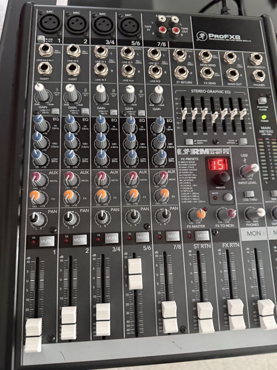 Mackie Console di mixaggio: Mackie ProFX8 Mischpult – Usato da Nebikon venduto da Electrovoice10