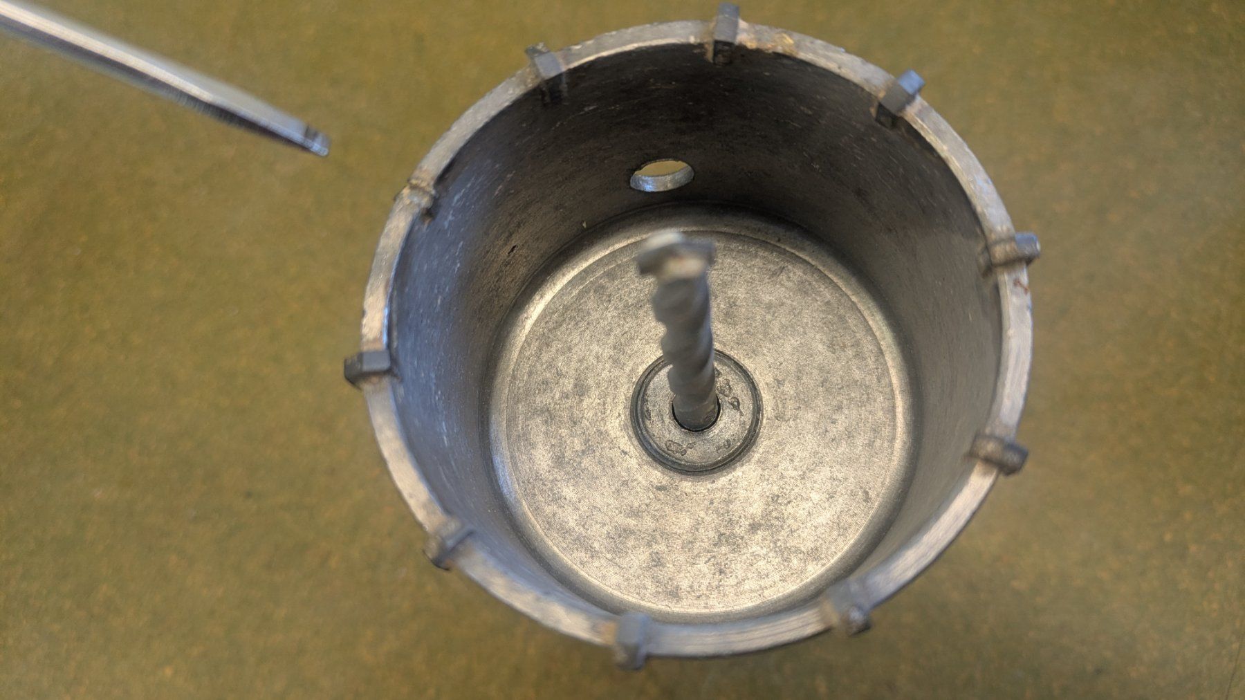 Tutti gli attrezzi: SDS max Kronenbohrer 80mm (und/oder 65mm) – Usato da Lotzwil venduto da Kape 5