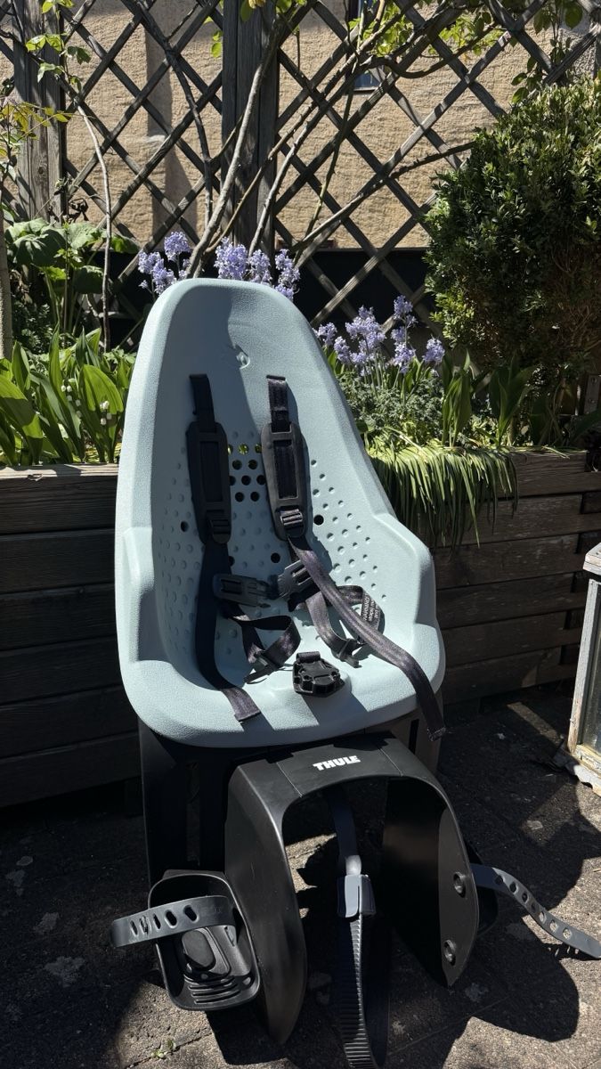 Thule Ersatzteile: Velositz Thule Yepp 2 Maxi – Gebraucht aus Schaffhausen von Moon.Child