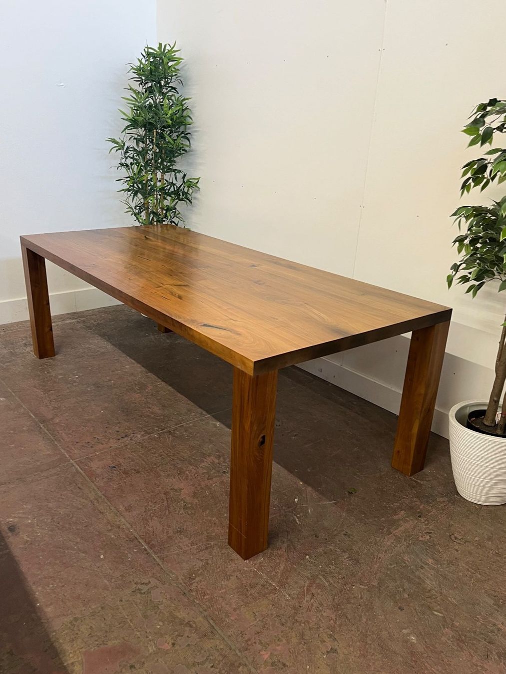 Tables: Holz Esstisch – D'occasion à Luzern par CAZS_Luzern