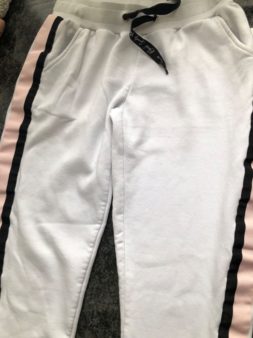 Completi & Tailleur: Jogginganzug – Usato da davos Platz venduto da cla_qjb2 4