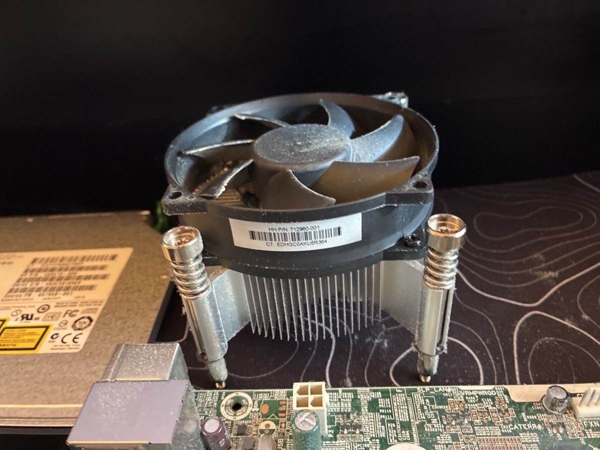 Intel PCs: Verschiedene PC teile Combo – D'occasion à Weisslingen par roe_tz6r 6