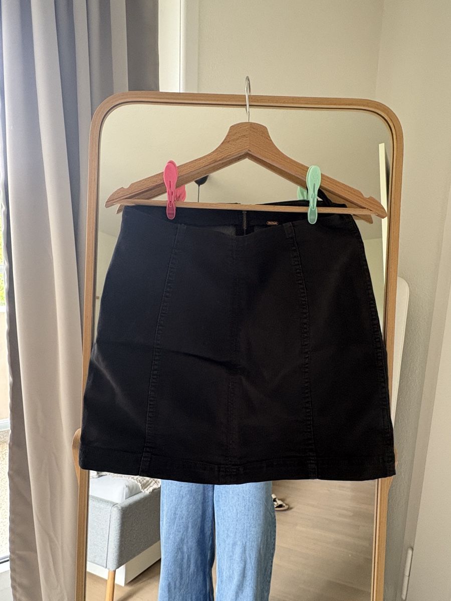 Gonne: Free People Rock schwarz – Usato da Bern venduto da Janina.Leandra