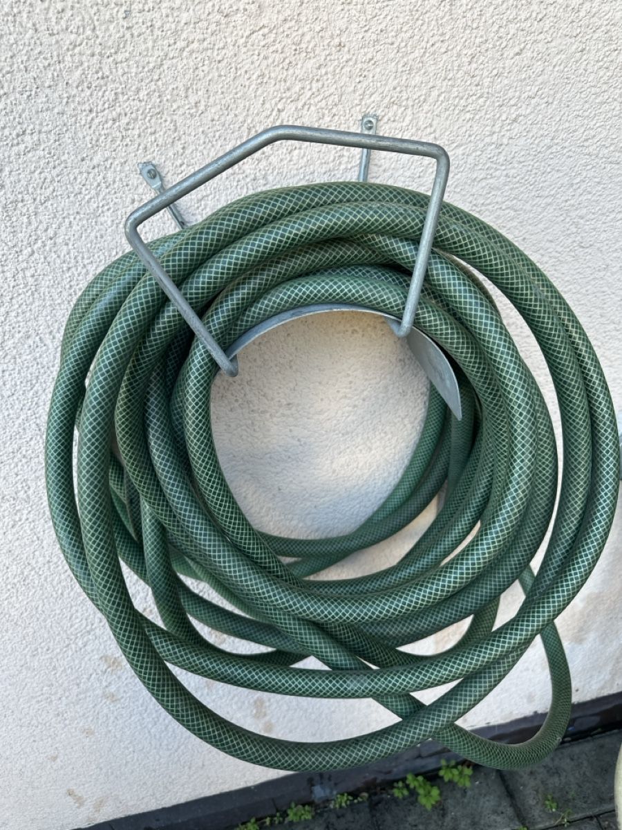 Tubi & Tubi flessibili: Gartenschlauch  – Usato da Stäfa venduto da Iketiw13