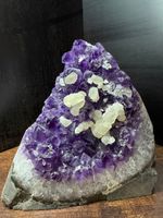 Wunderschöne Amethystdruse mit Calcit – Top Zustand!