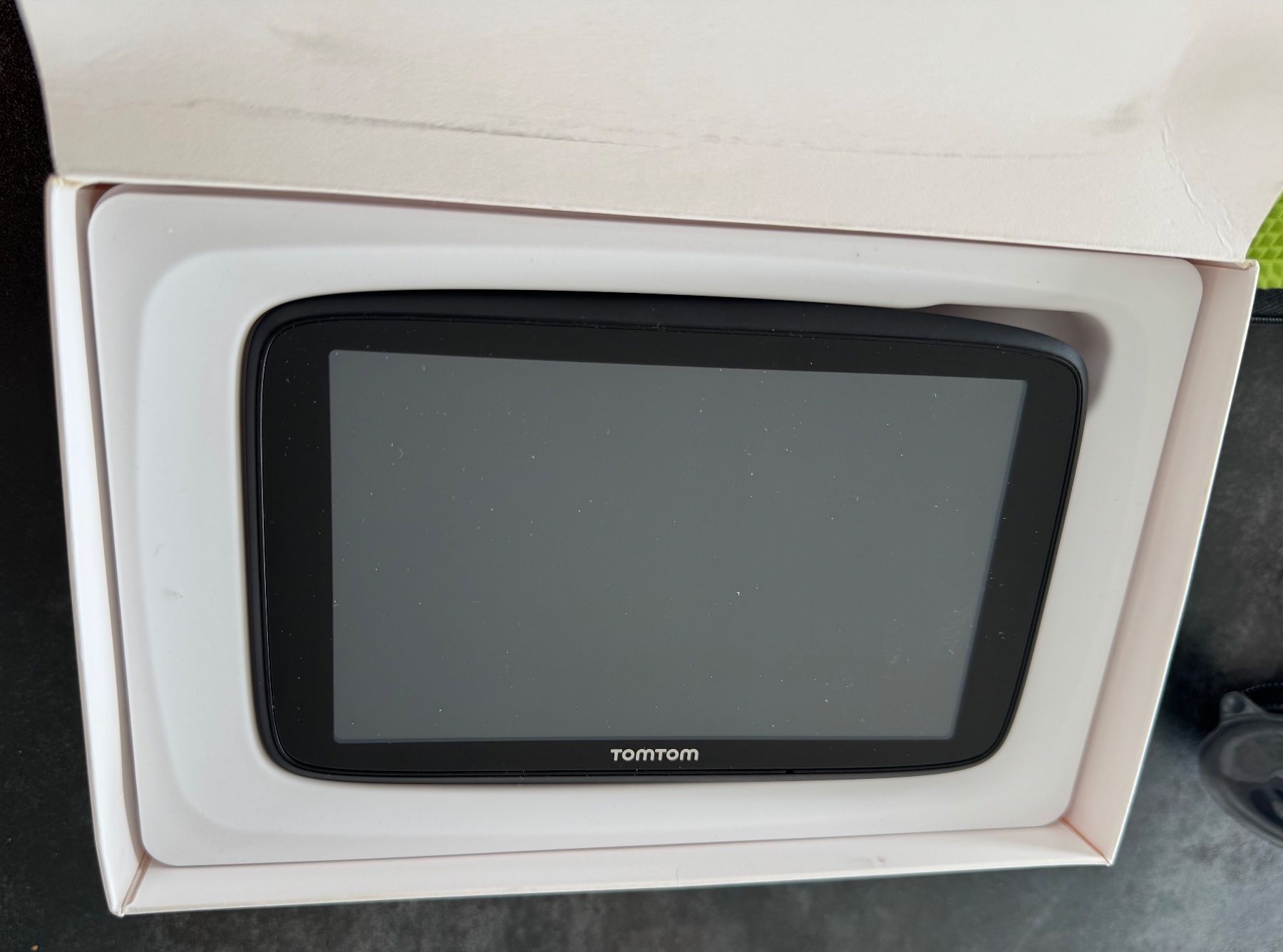 Tomtom Navigationsgeräte: TomTom Go Essential, 6“ Navigationsgerät – Gebraucht aus Horgen von Koolen 3