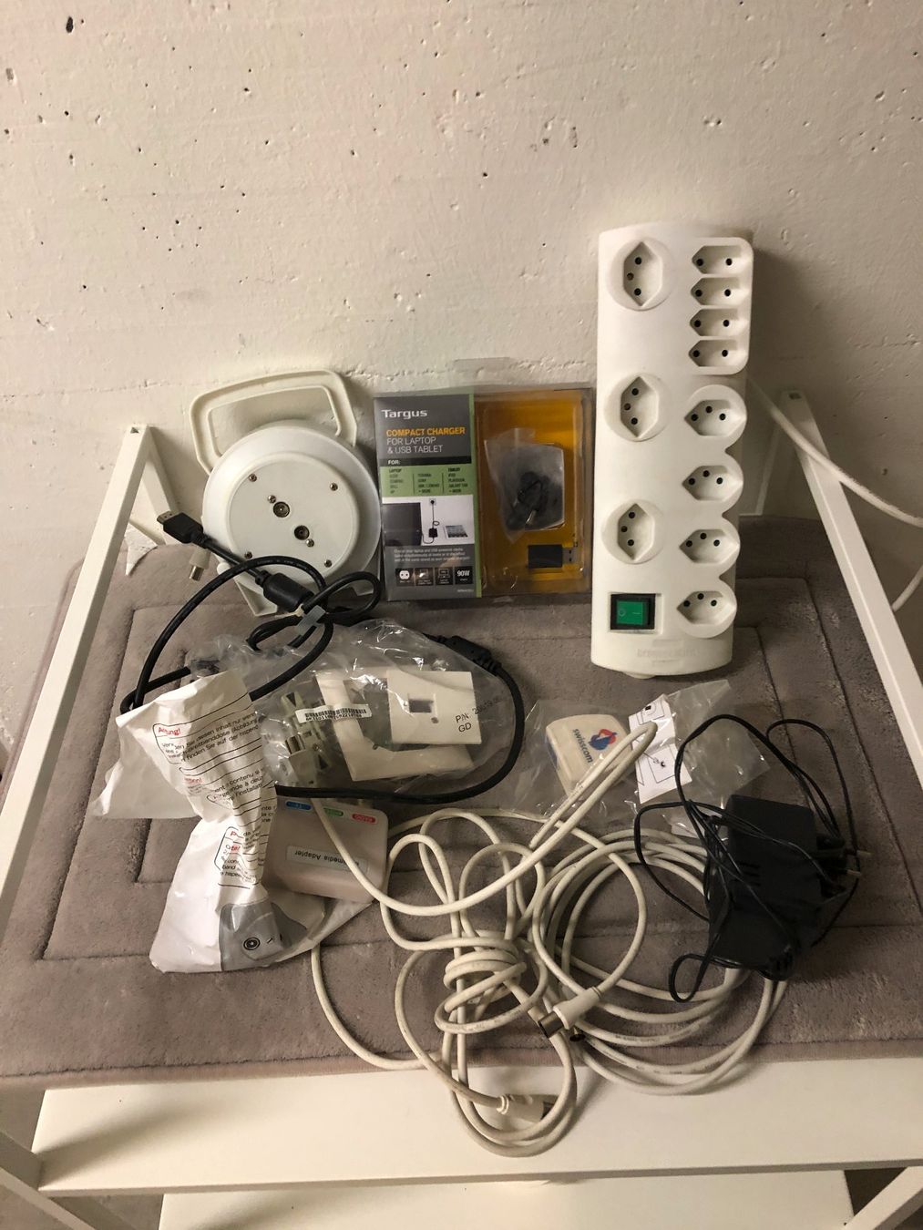 Spine: Elektrosachen alles zusammen – Usato da Glattbrugg venduto da Ariel012 2