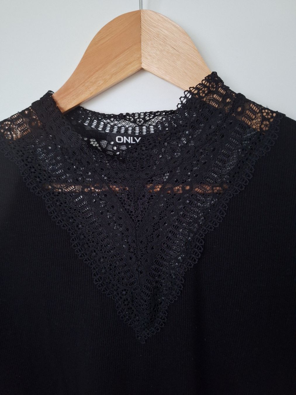 Only Maglioni & Felpe: Only Pullover – Usato da Mumpf venduto da SwissDi 1