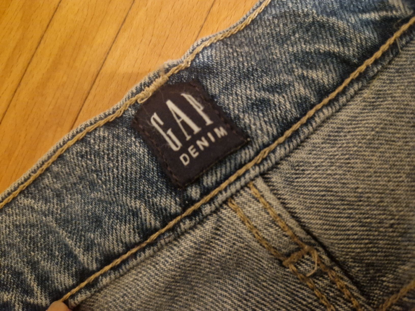 Gap Jeans: Coole GAP Mom Jeans, Grösse 28/6 – Neuf avec emballage d'origine à Schönenwerd par dia_85tj 1