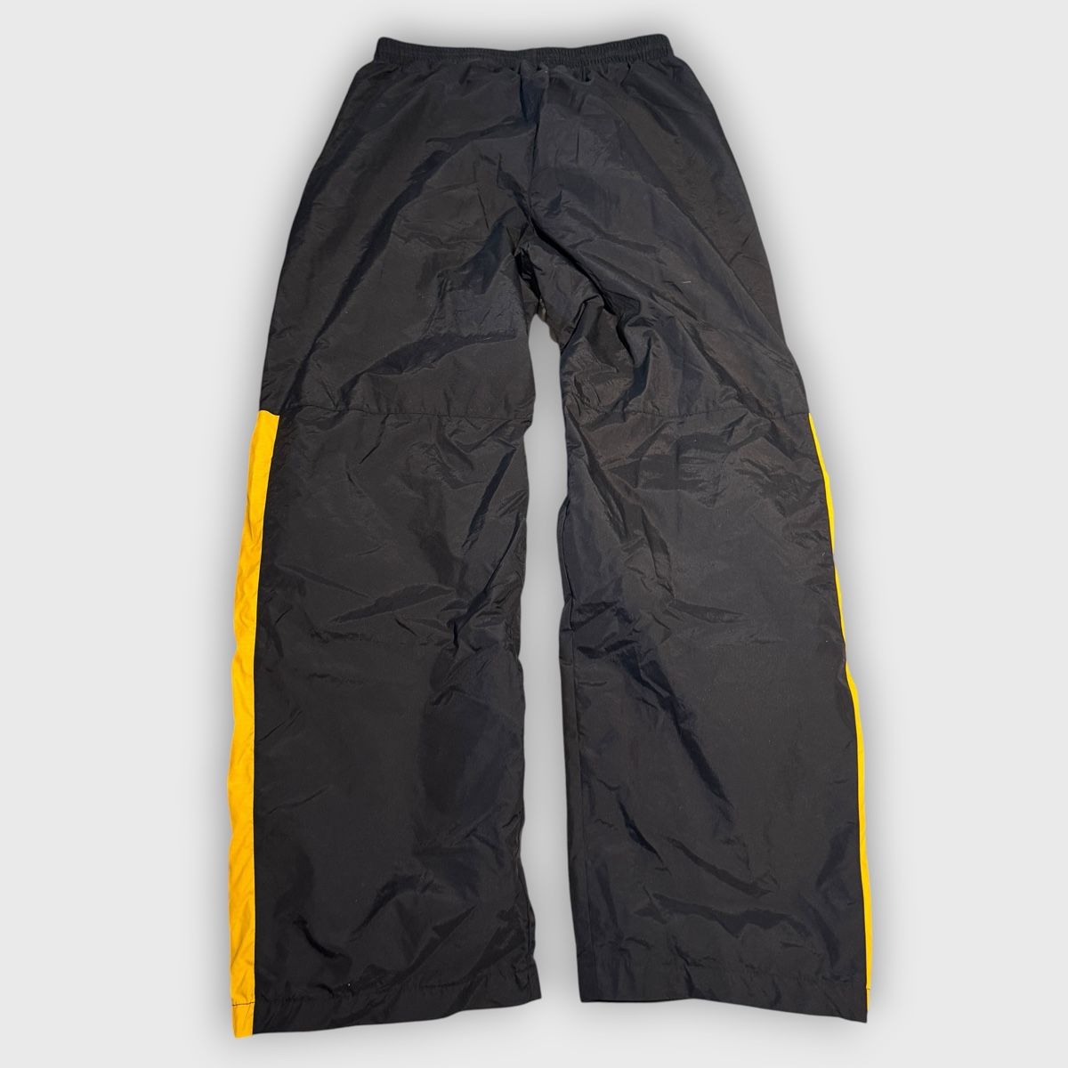 Nike Pantaloni: Nike Track Pants – Usato da Thalheim venduto da nelia.mm 1