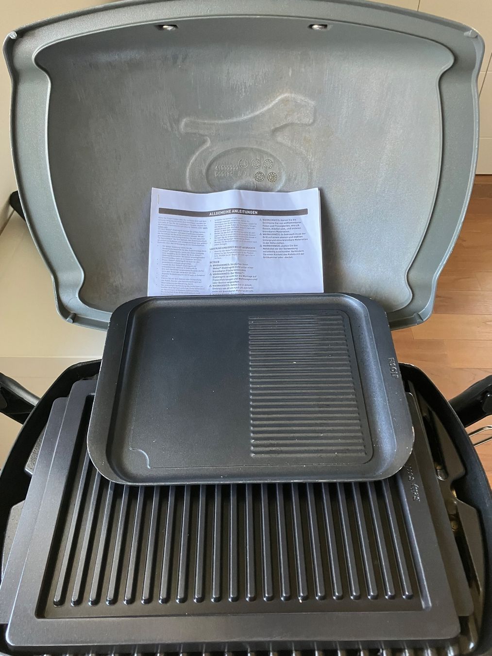 Weber Grills: Weber Elektro-Tisch Grill – Neu (gemäss Beschreibung) aus Eschlikon TG von Atiz0 4