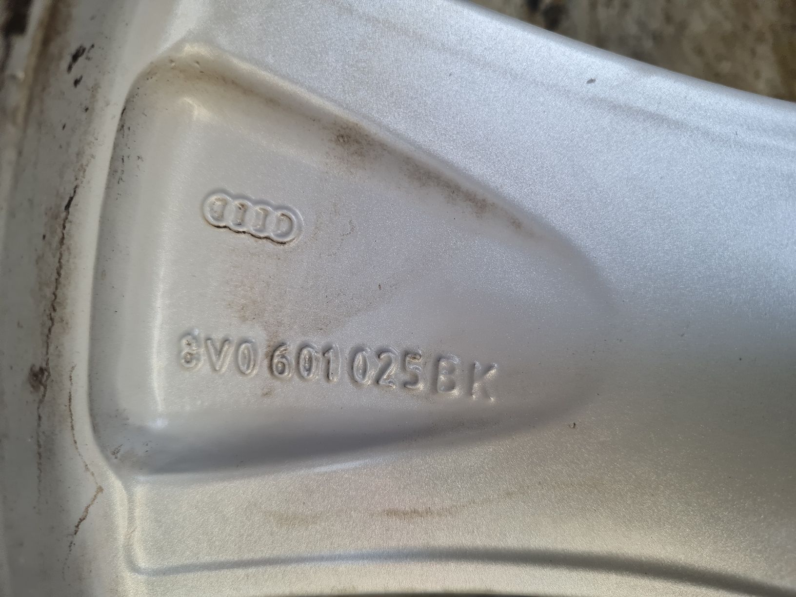 Pneumatici & Ruote complete: Audi A3 original Alufelgen  – Usato da Gontenschwil venduto da Corrado_power 7
