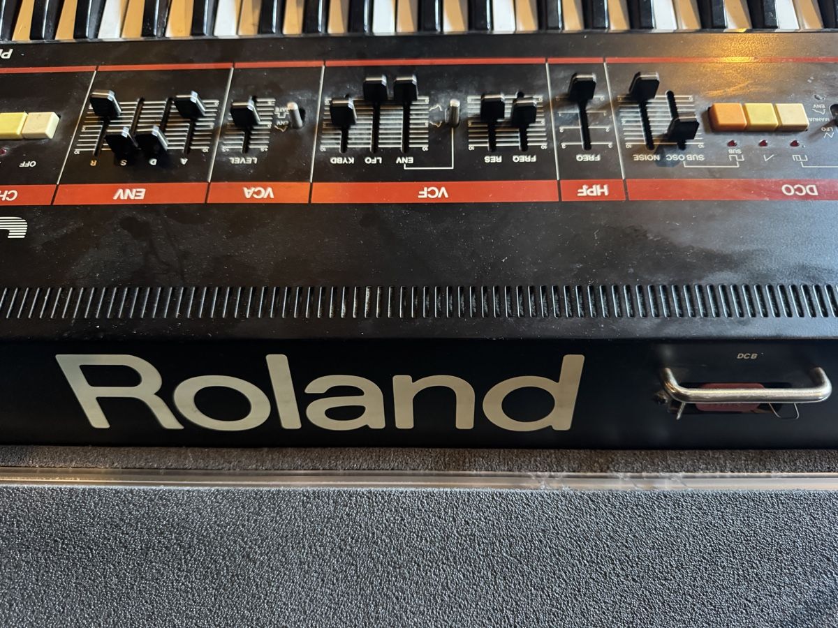 Roland Strumenti musicali: Roland Juno 60 Juno60 – Usato da Künten venduto da Manoiac 3