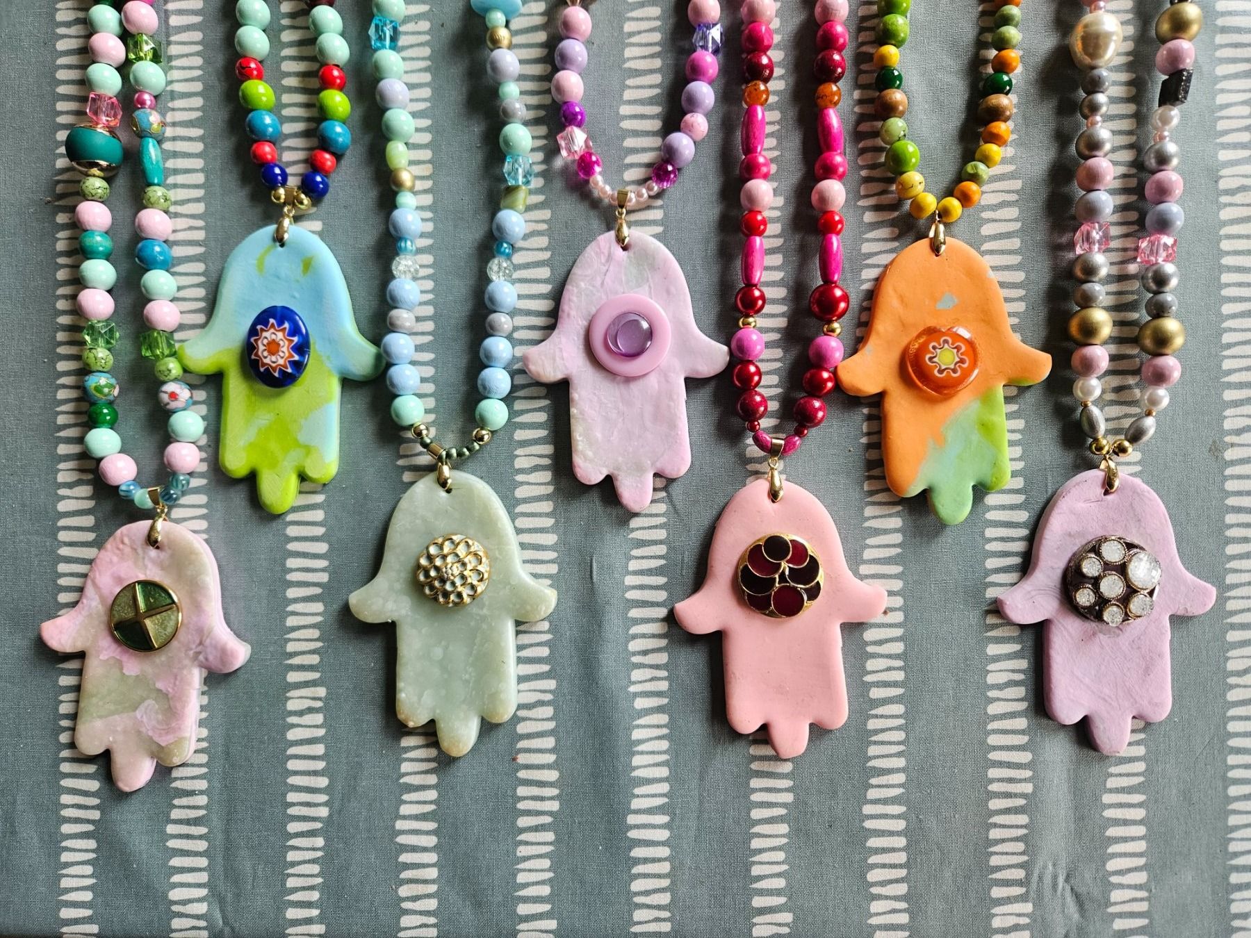 Ketten: Collier bobo pendentif en bakelite imitation corne – Neu und originalverpackt aus Thônex von lacomtessedesfees 9