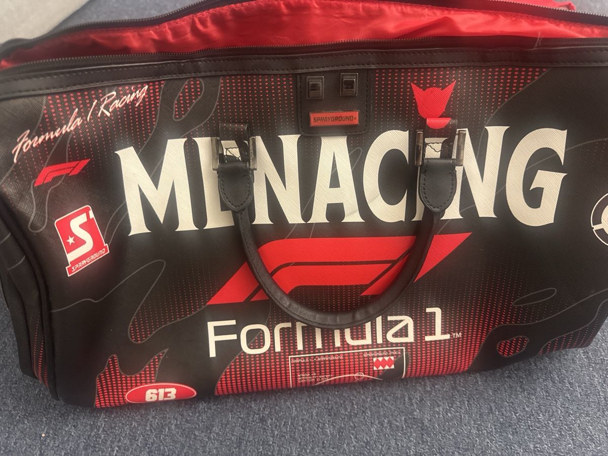 Sacs: Formula 1 Menacing Bag by Sprayground – Neuf (Voir description) à Uitikon Waldegg par ctr_ct9h 1