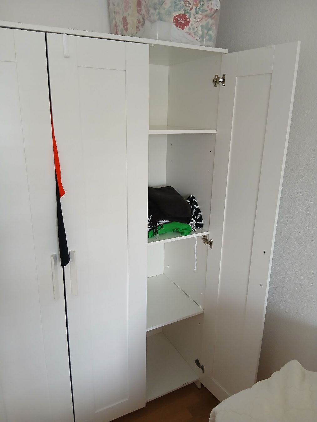 Schränke: Kleiderschrank Brimnes – Gebraucht aus Wetzikon ZH von Selucla 1